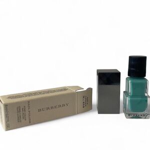 New! Burberry Nail‎ Polish.